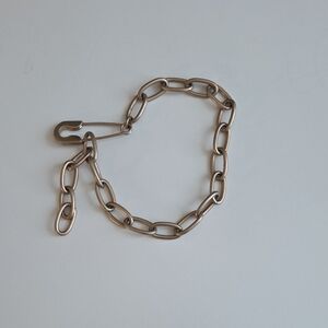 Elegant Silver Chain Bracelet